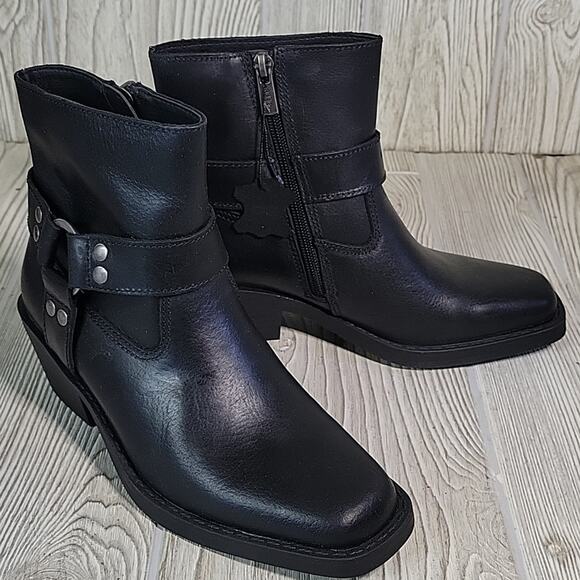 Sun + Stone Pheobie Leather Square Toe Harness Moto Ankle Boots Womens 5 NEW - Picture 2 of 14